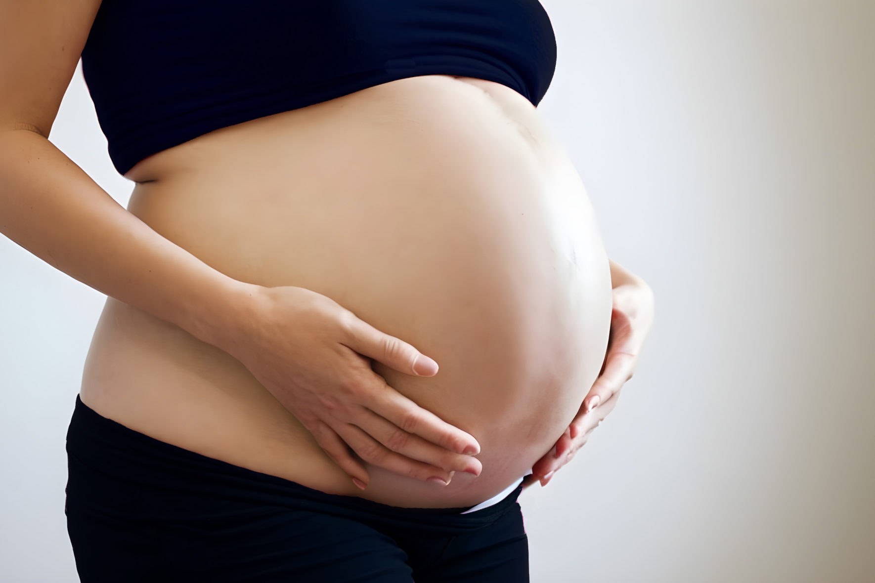 Pregnant belly mom twins